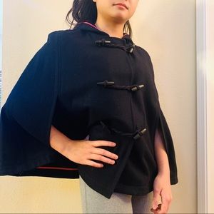 AMERICAN EAGLE OUTFITTERS capes - perfect cond - M